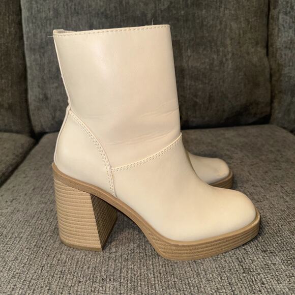 Universal Thread Ankle Boots Women's 6.5 Beige Side Zip Block Heel Square Toe - Picture 1 of 7
